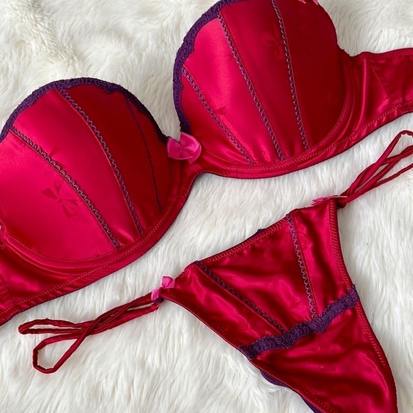 Vintage Victoria’s Secret Lingerie Set - Picture 1 of 4